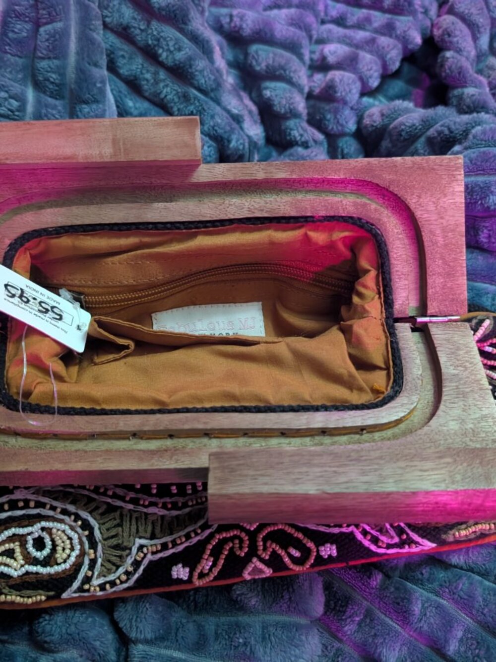 Purse - Picture 3 of 4